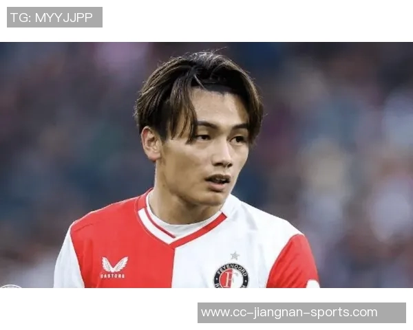 上田绮世状态火热半场梅开二度助力球队领跑荷甲射手榜