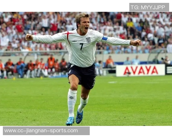 内维尔揭秘小贝与阿迪合作背后的故事及猎鹰球鞋的缘起