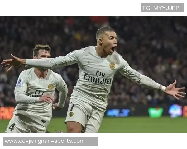 迪亚斯本赛季场均评分817仅次于凯恩和姆巴佩展现强大实力