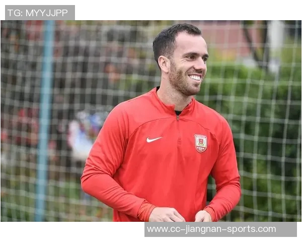 伊万谈战术选择双后腰配置助球队取得佳绩